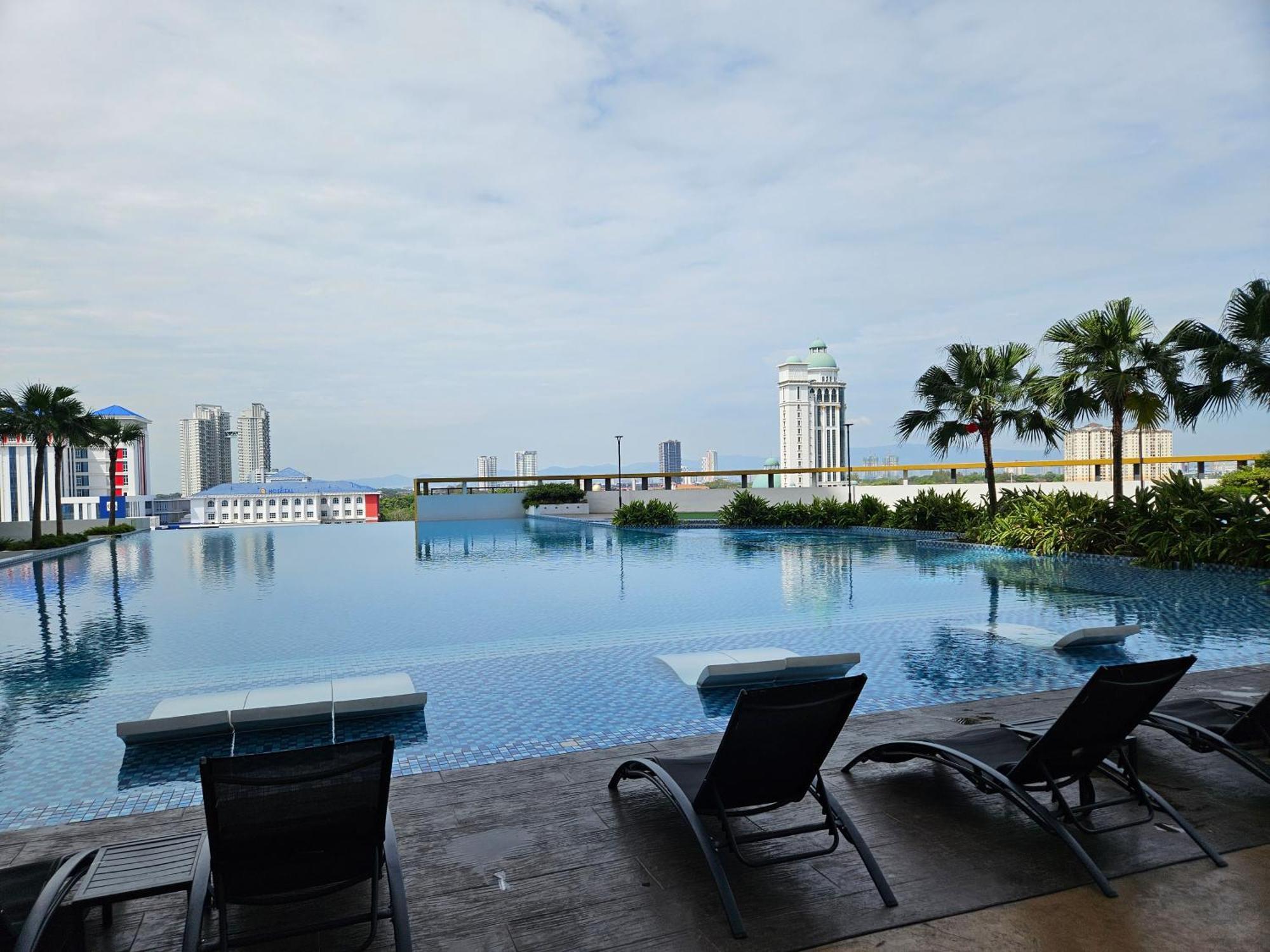 Metropol Serviced Perda Apartment Bukit Mertajam